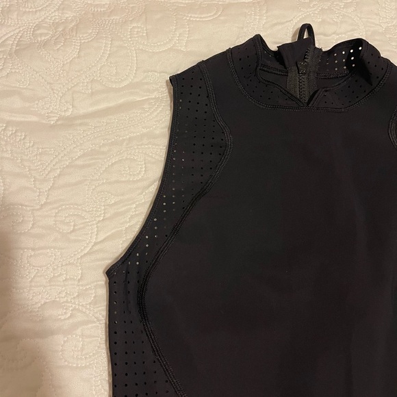 LULULEMON TOP - Picture 2 of 3